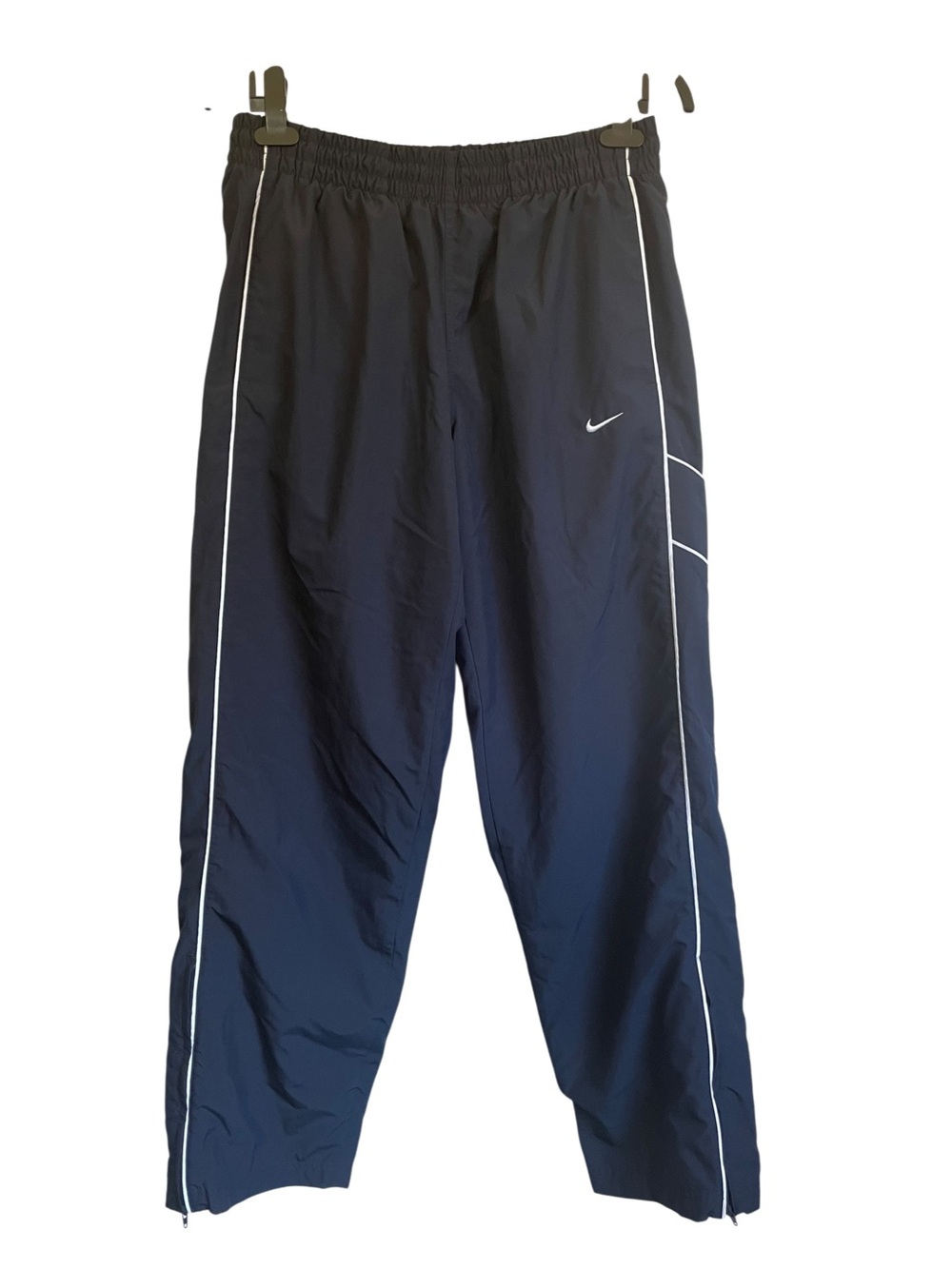 Nike Men's Lined Navy Sweatpants with White Piping Excellent Condition